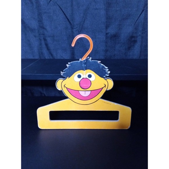 Vintage Lot of 2 Sesame Street Clothes Hangers Boards - Cookie Monster, Ernie - Picture 4 of 7
